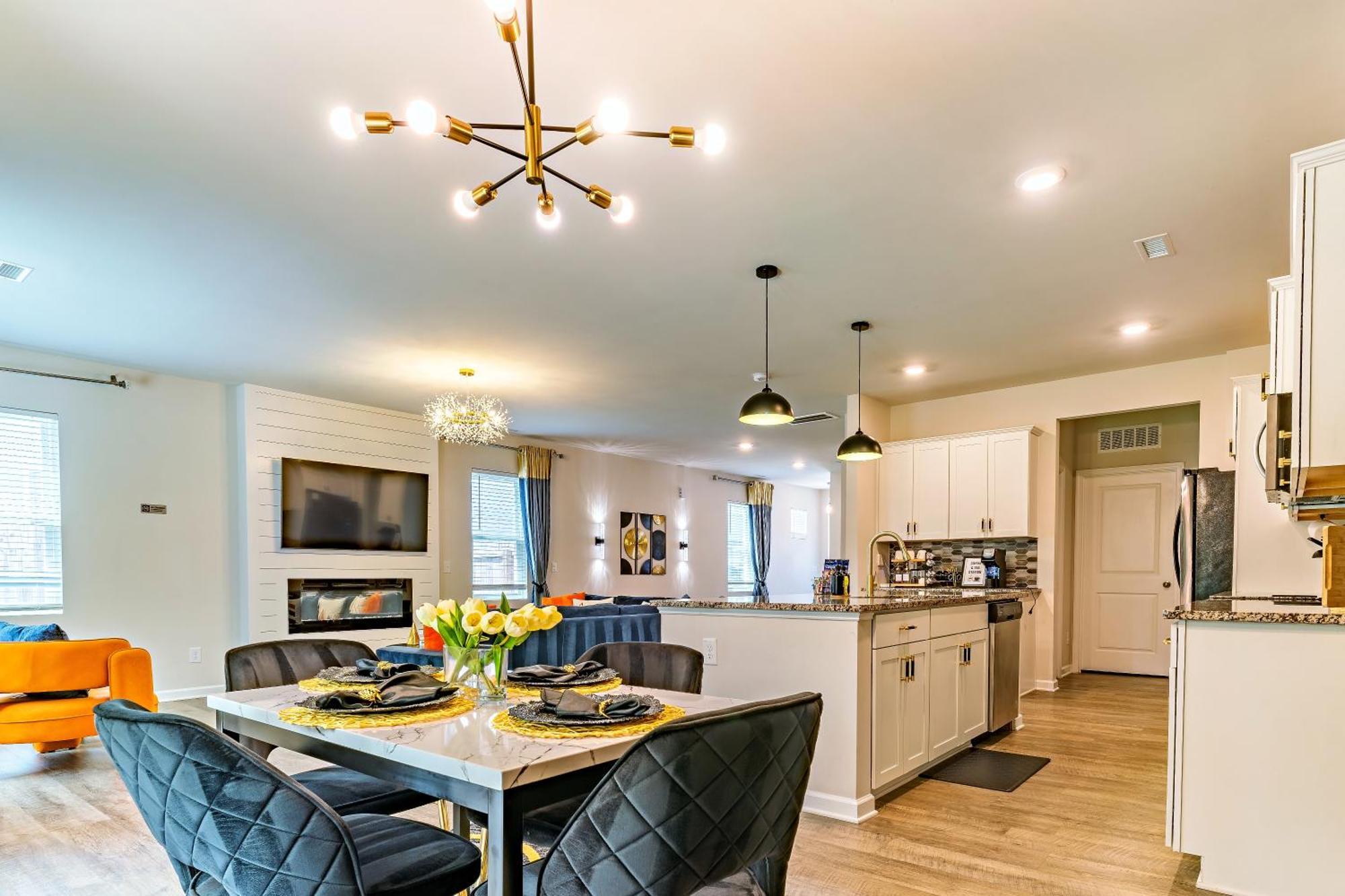 Raleigh Luxe Family Retreat- 15 Min To Downtown, Kids Gear, Fast Wifi For Wfh, Ev & Pet Friendly Villa Exterior photo